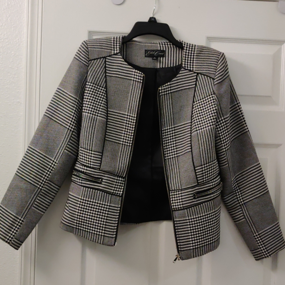 Eden Court Houndstooth Blazer